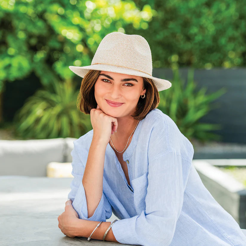 Wallaroo New Women's Sun Protection Cap-Rio-Beige/White